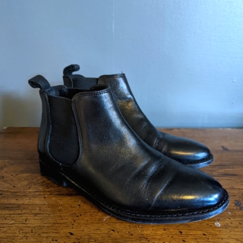 Classic Black Leather Chelsea Ankle Boots